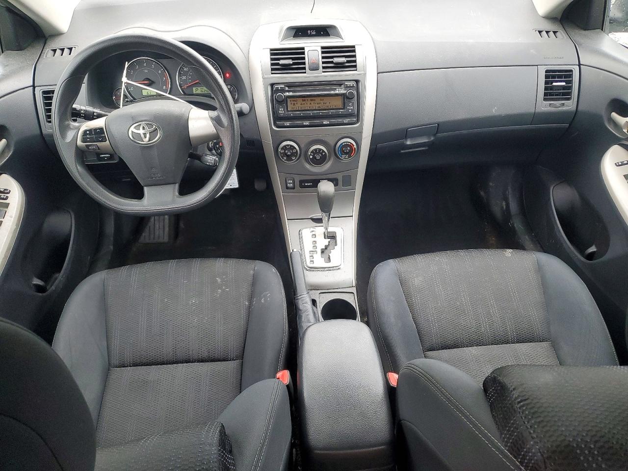 2012 TOYOTA COROLLA BASE photo 8