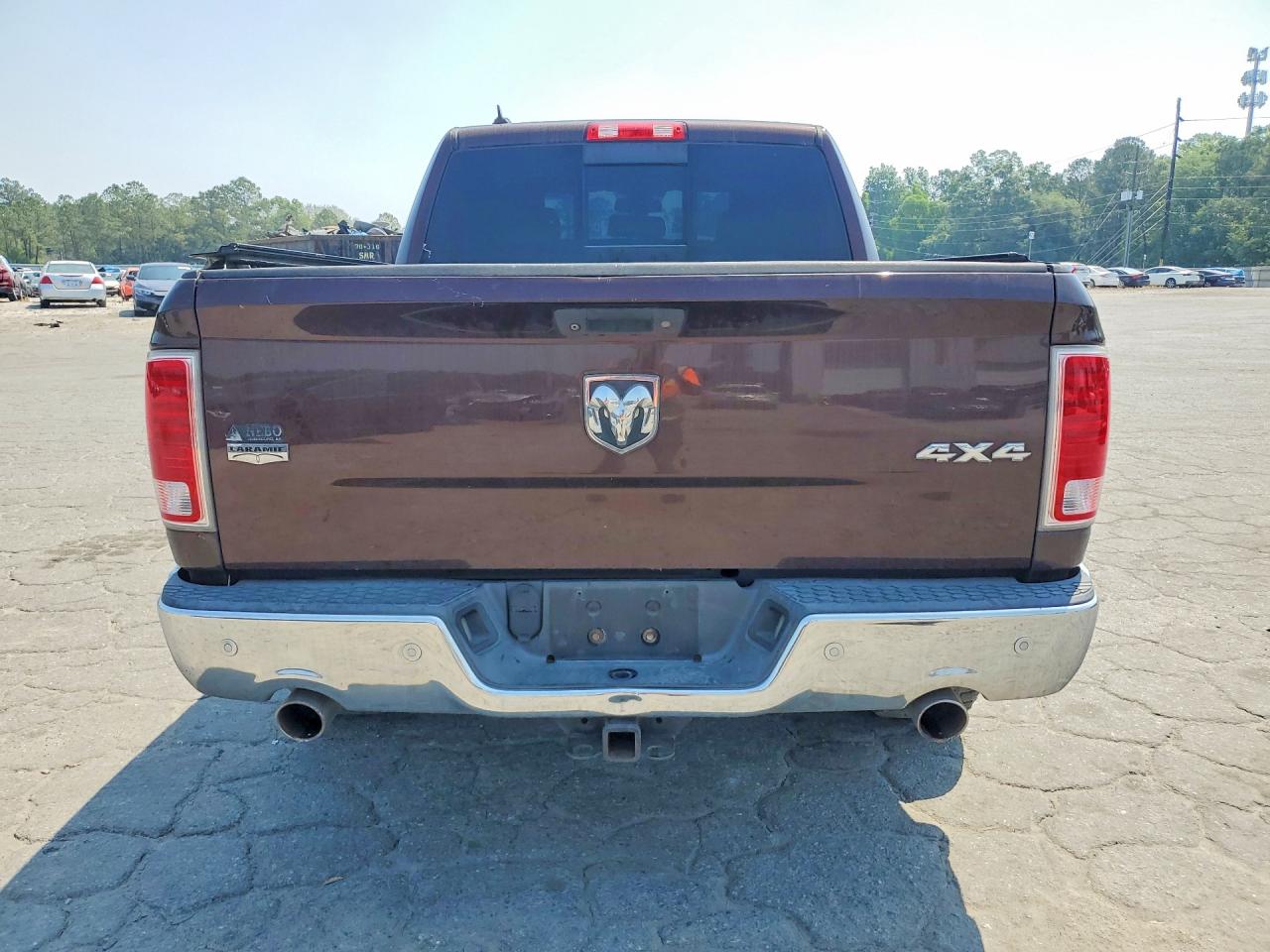 2015 RAM 1500 LARAMIE photo 6