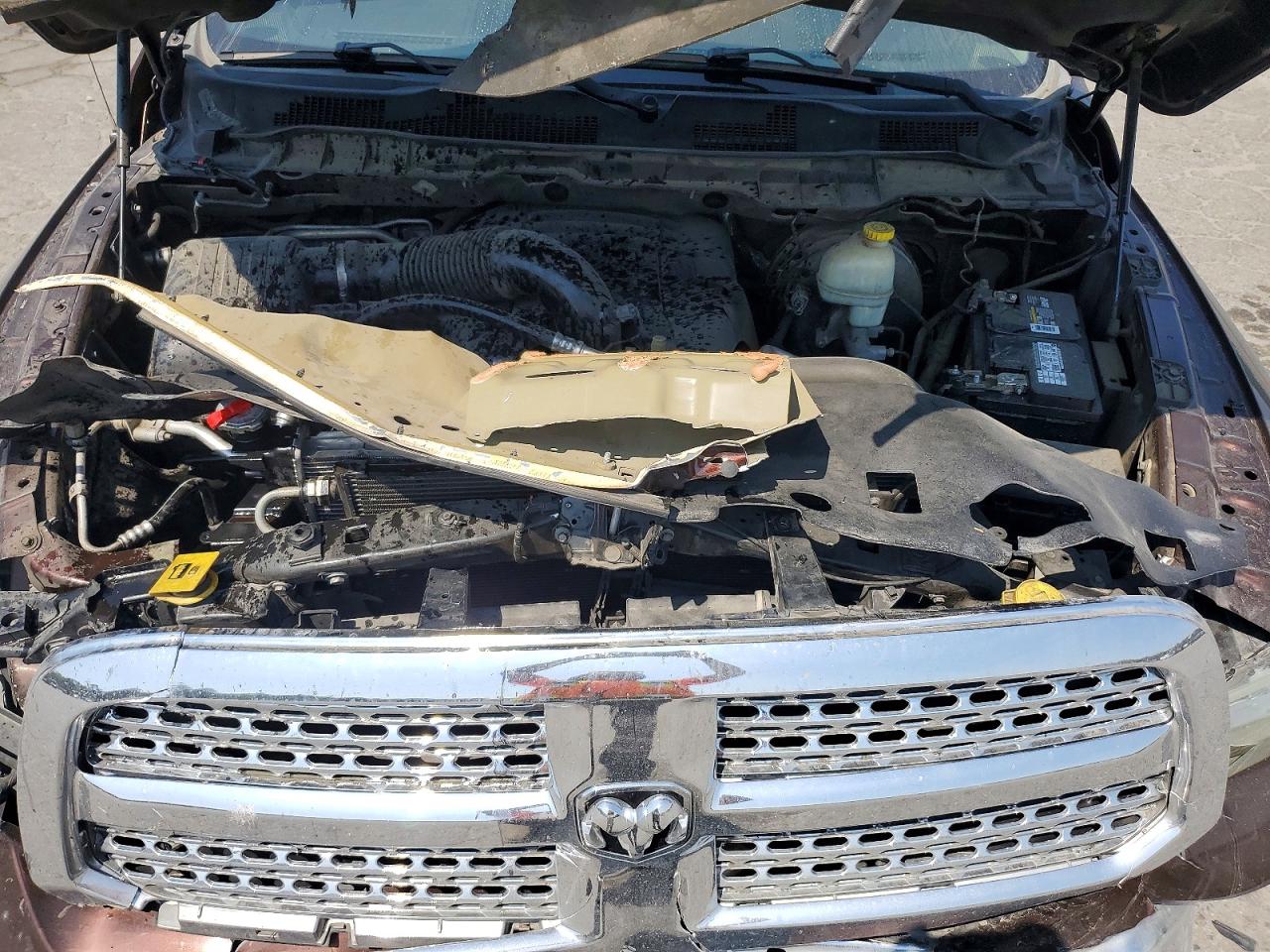 2015 RAM 1500 LARAMIE photo 11