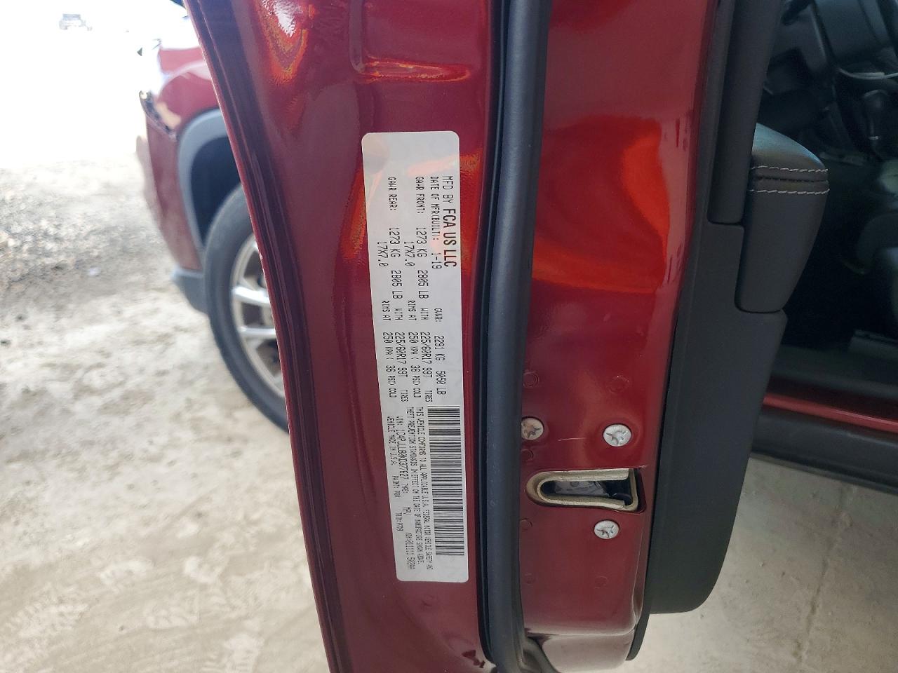 2019 JEEP CHEROKEE LATITUDE PLUS photo 13