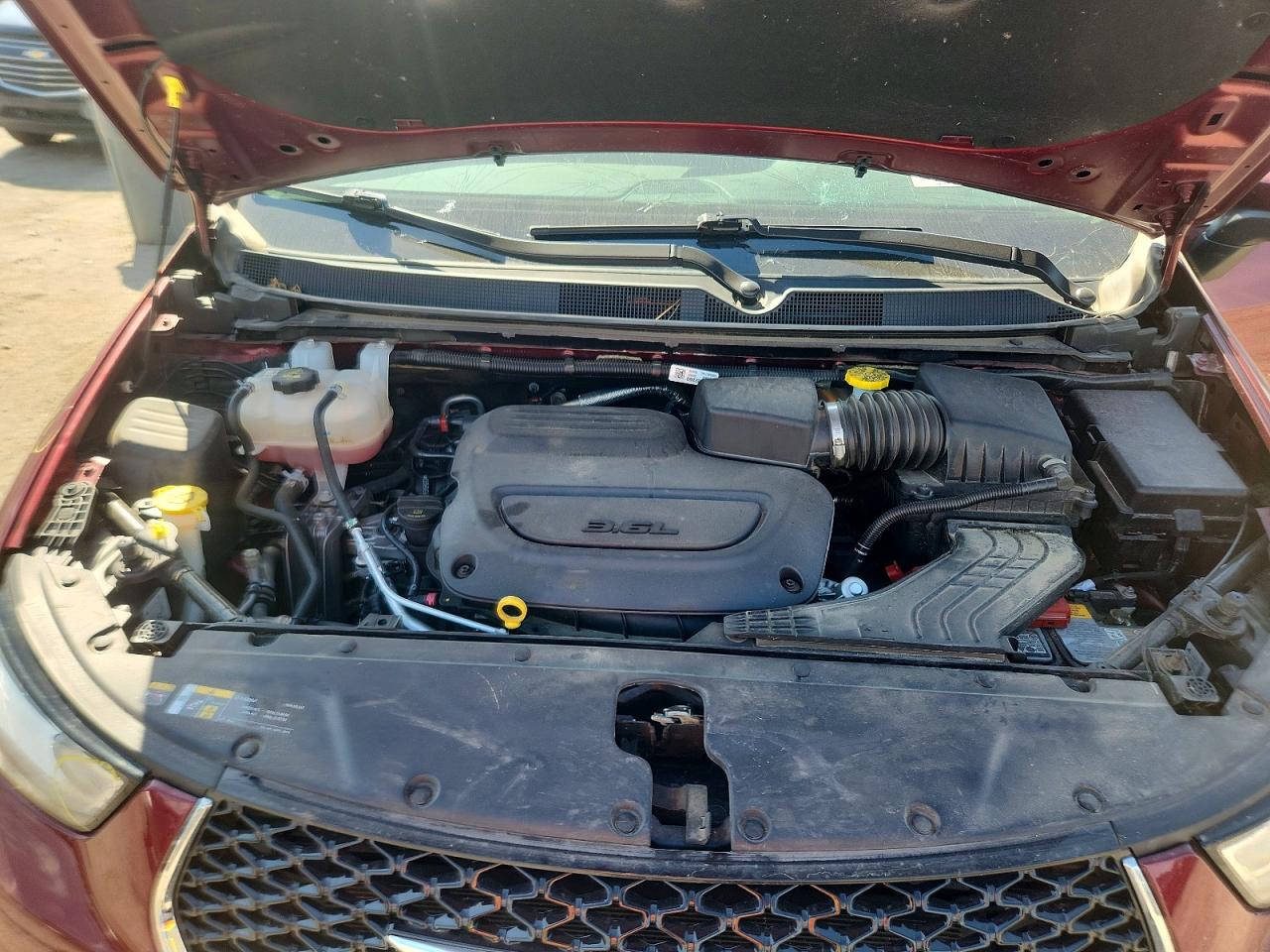 2023 CHRYSLER PACIFICA TOURING L photo 12