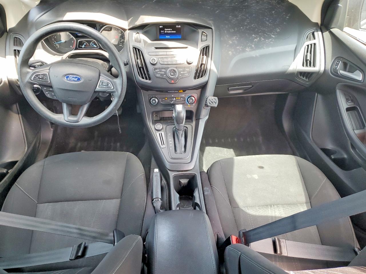 2015 FORD FOCUS SE photo 8
