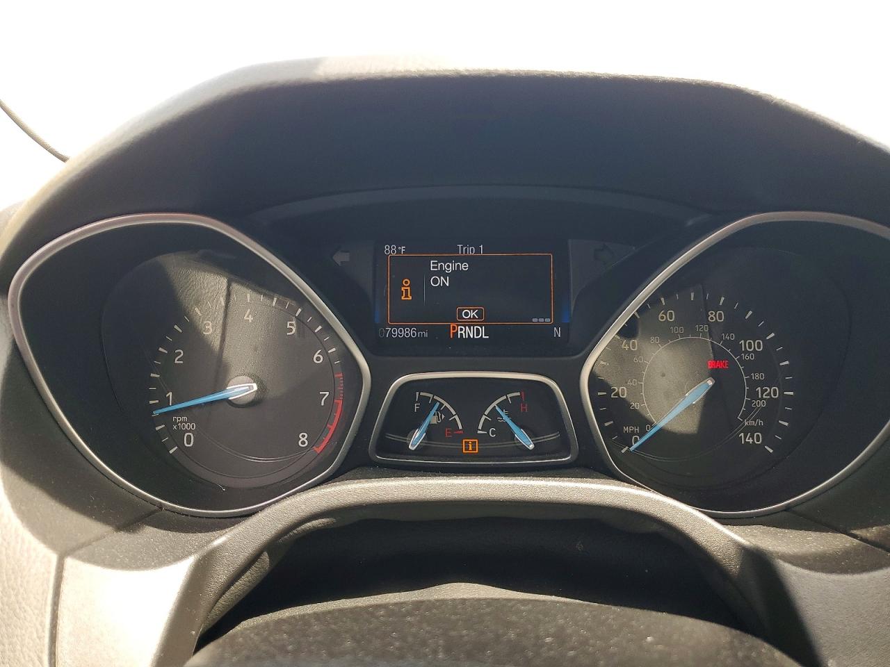 2015 FORD FOCUS SE photo 9