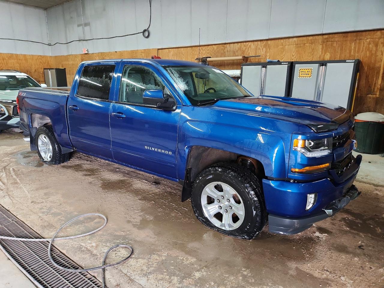 2018 CHEVROLET SILVERADO K1500 LT photo 4