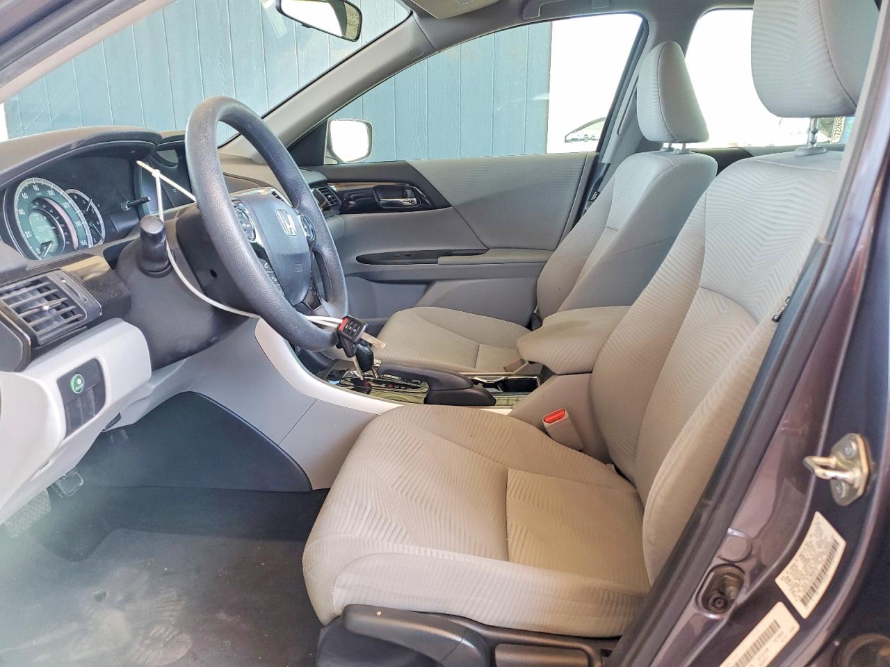 2016 HONDA ACCORD LX photo 13