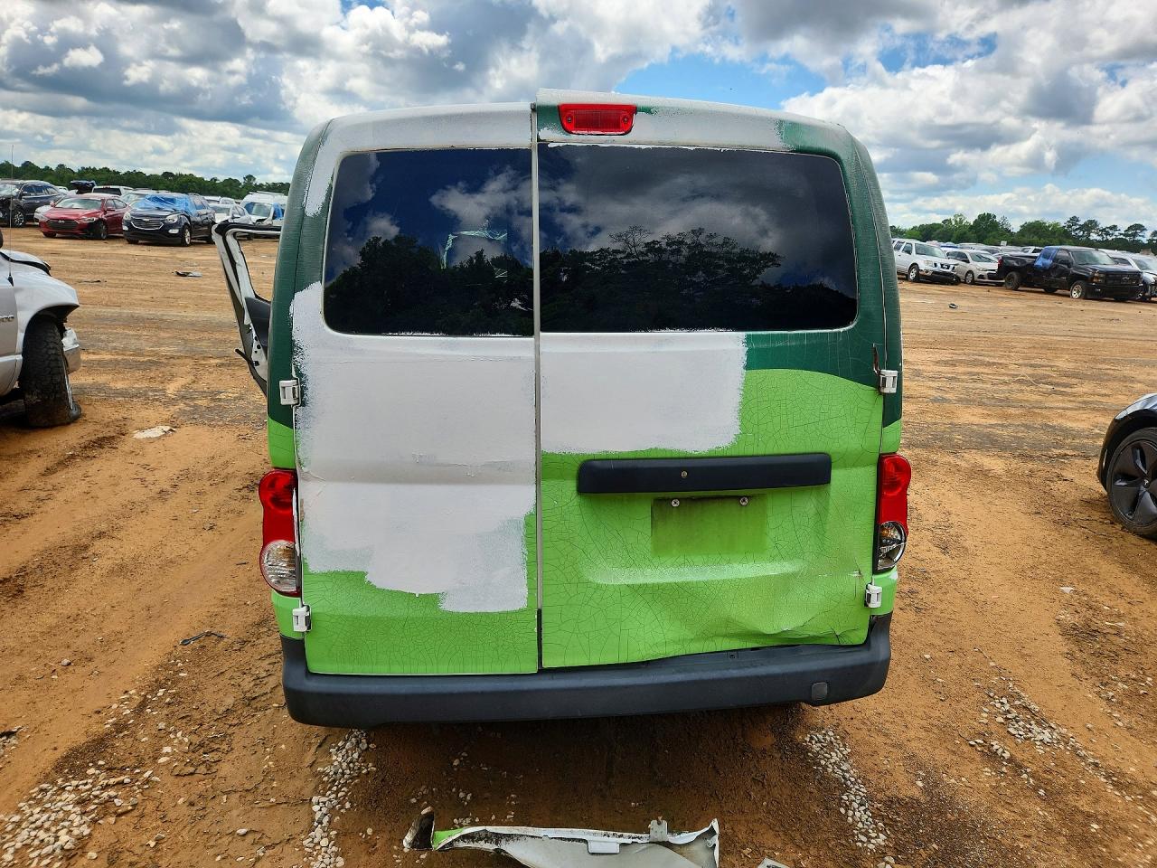 2015 CHEVROLET CITY EXPRESS LS photo 11