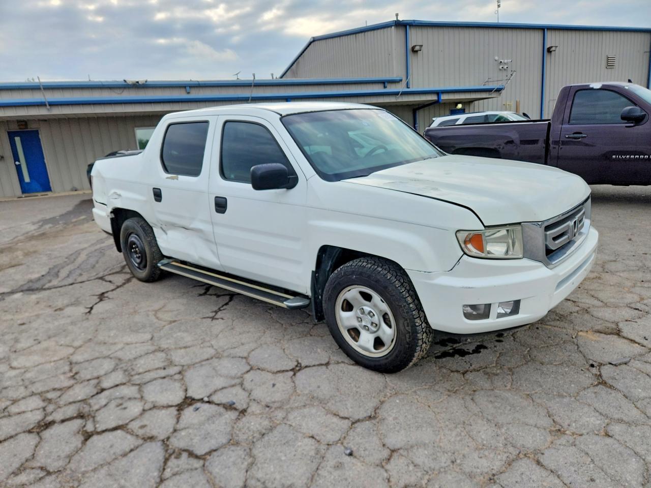 2010 HONDA RIDGELINE RT photo 10