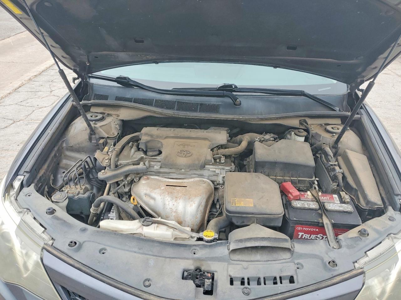 2012 TOYOTA CAMRY SE photo 21