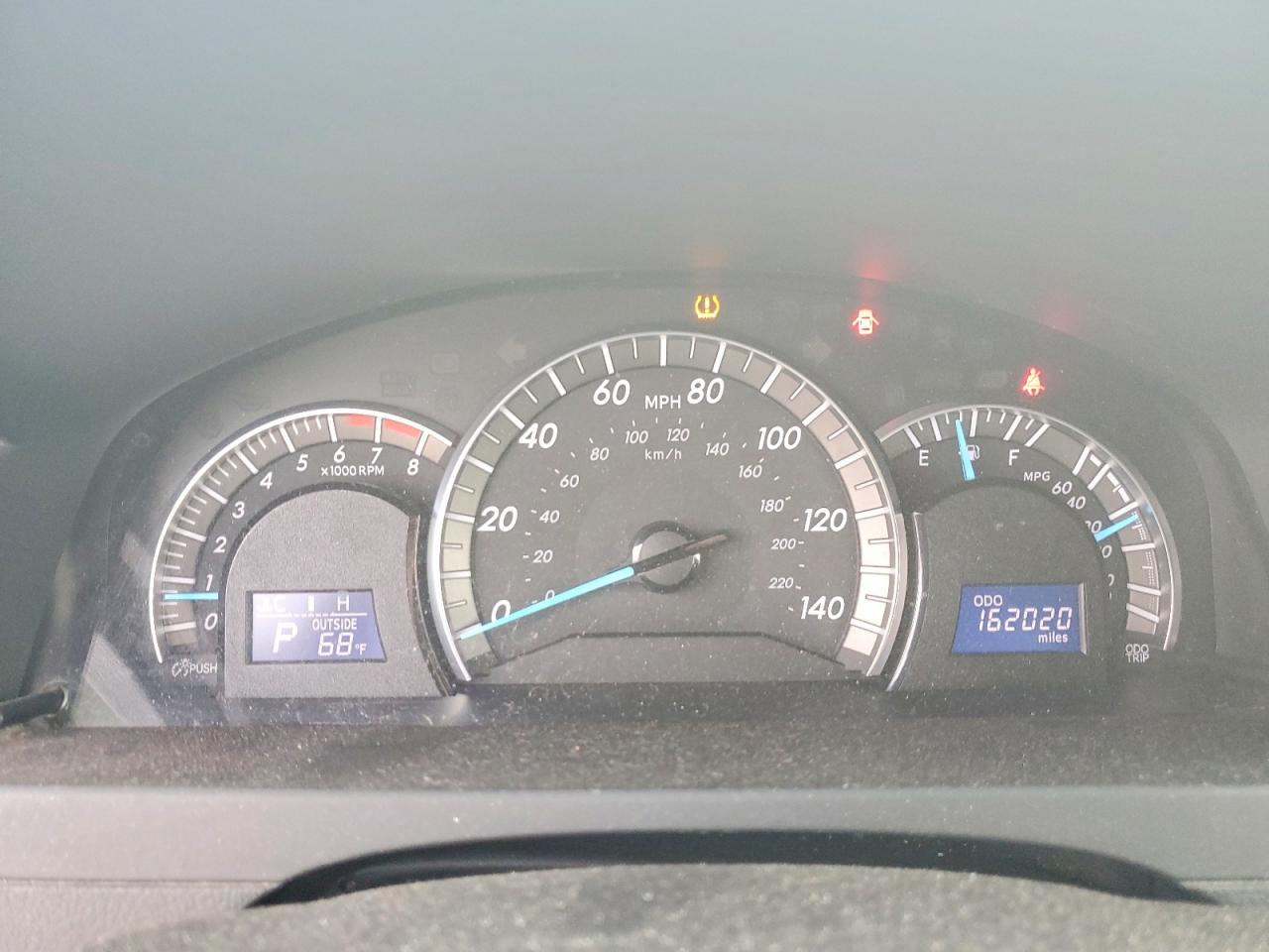 2012 TOYOTA CAMRY SE photo 17