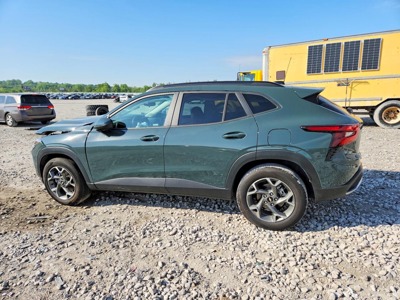 2025 CHEVROLET TRAX 1LT photo 4