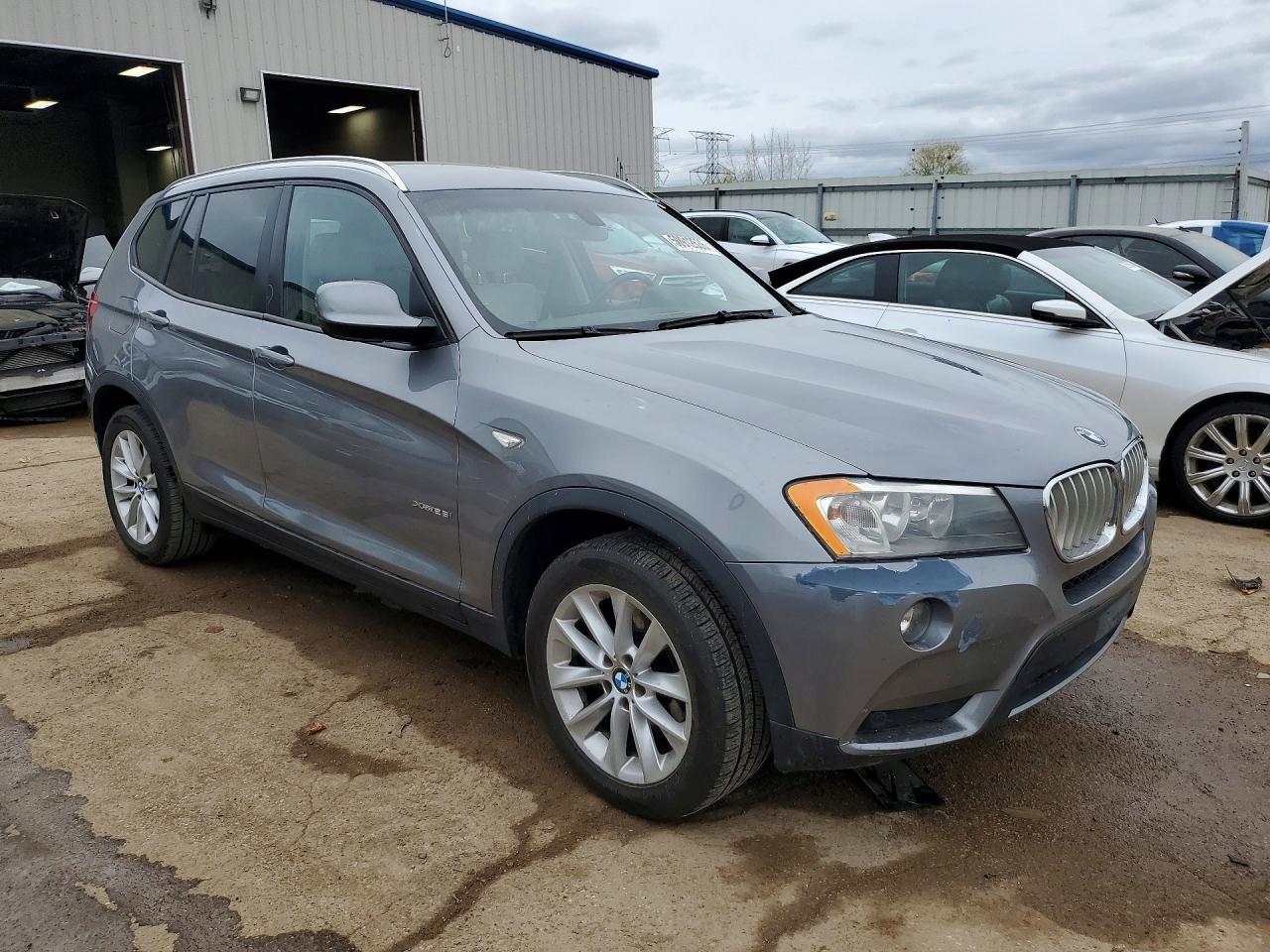 2013 BMW X3 XDRIVE28I photo 10