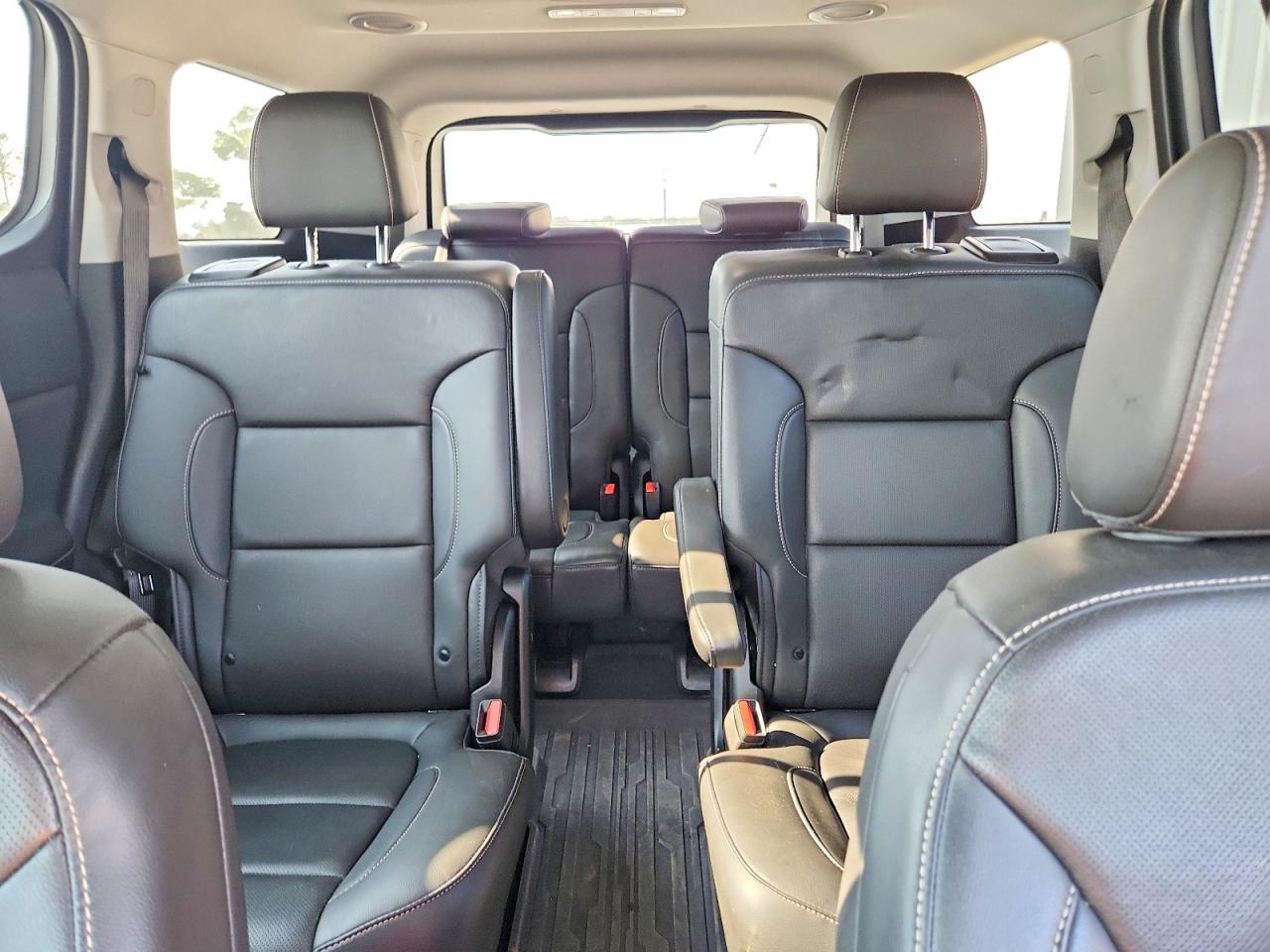 2023 GMC ACADIA SLT photo 28