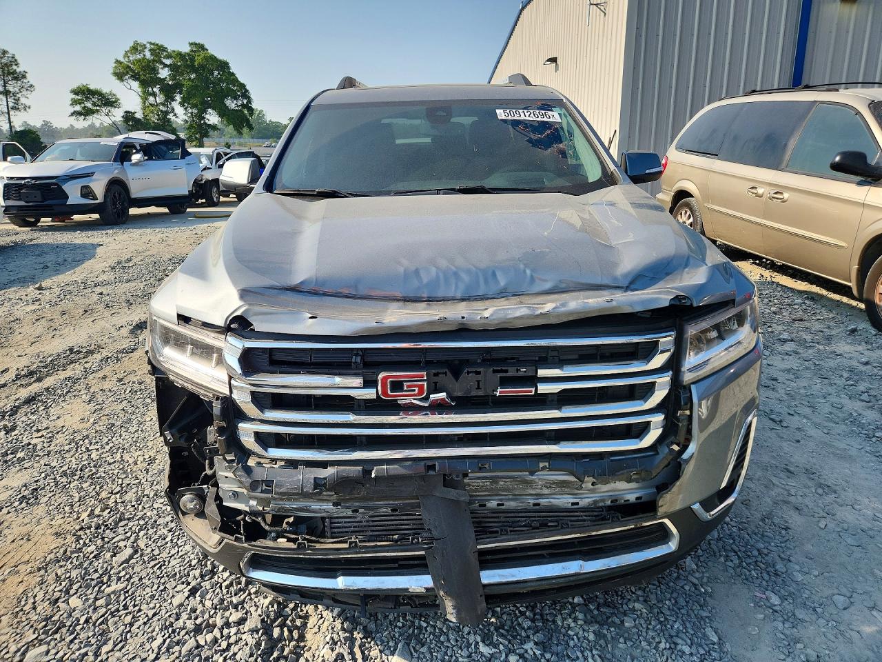 2023 GMC ACADIA SLT photo 13