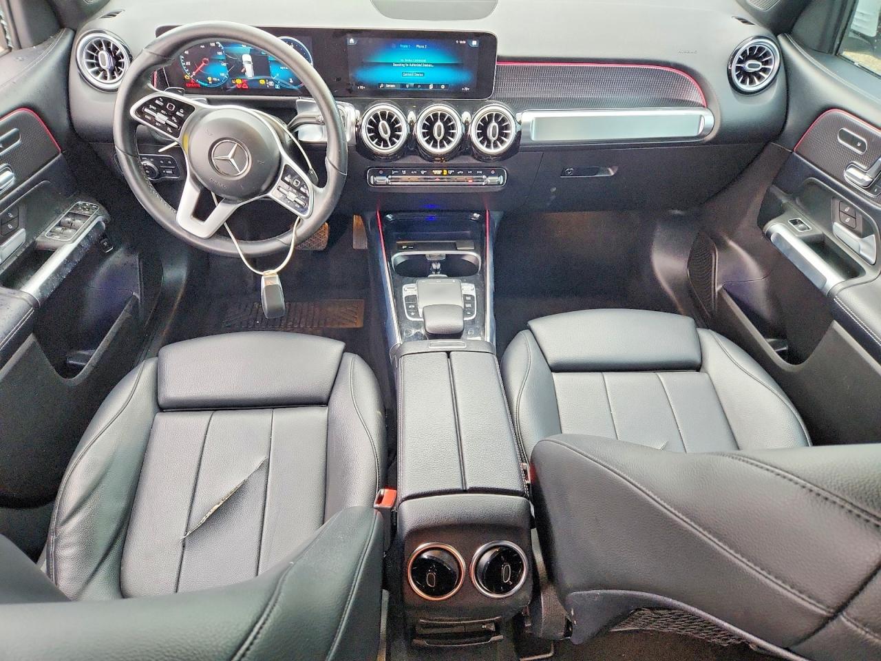2020 MERCEDES-BENZ GLB 250 photo 15