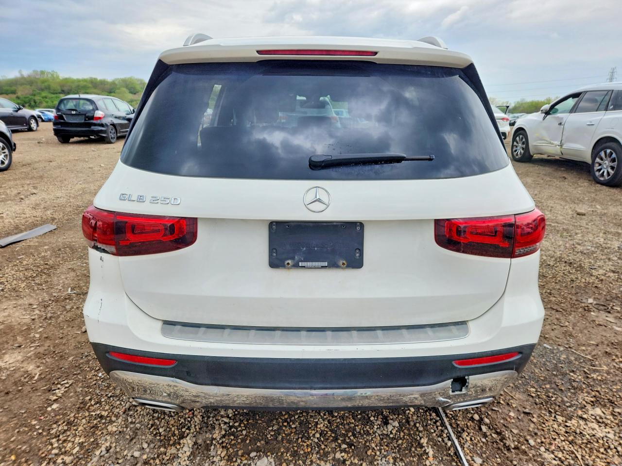 2020 MERCEDES-BENZ GLB 250 photo 11