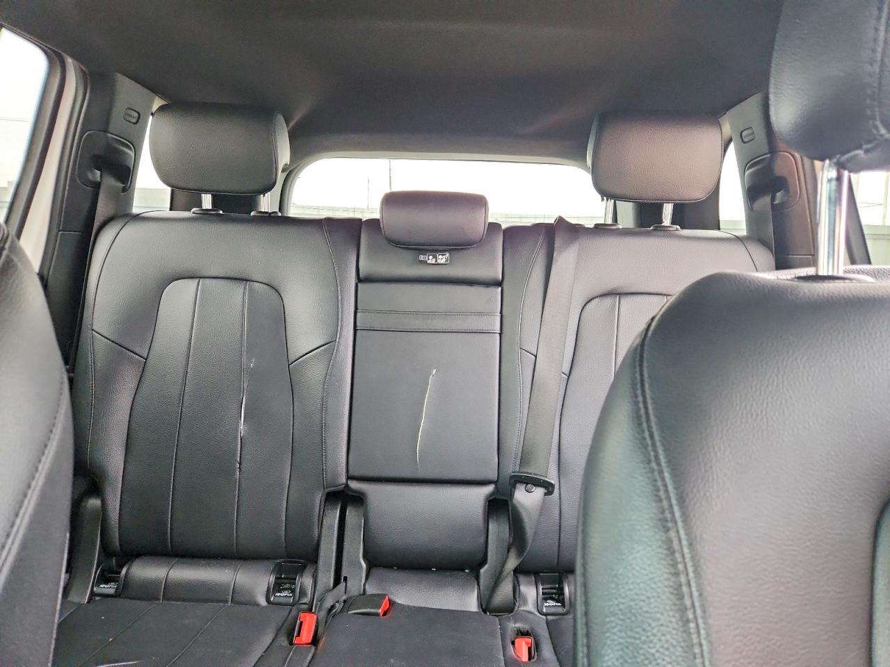 2020 MERCEDES-BENZ GLB 250 photo 19