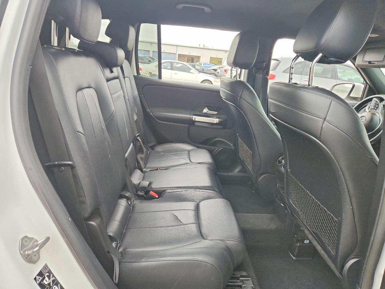 2020 MERCEDES-BENZ GLB 250 photo 21
