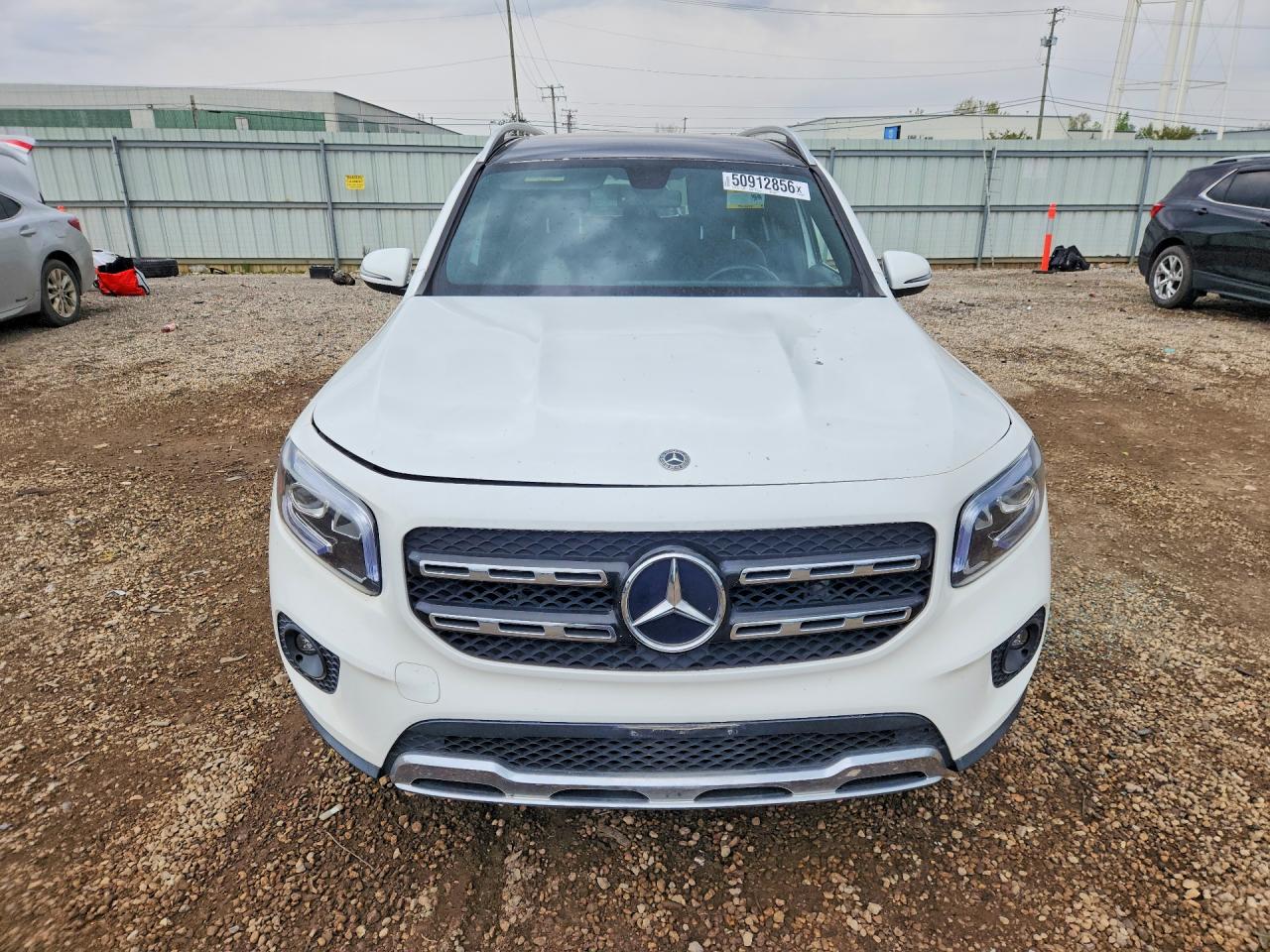 2020 MERCEDES-BENZ GLB 250 photo 9
