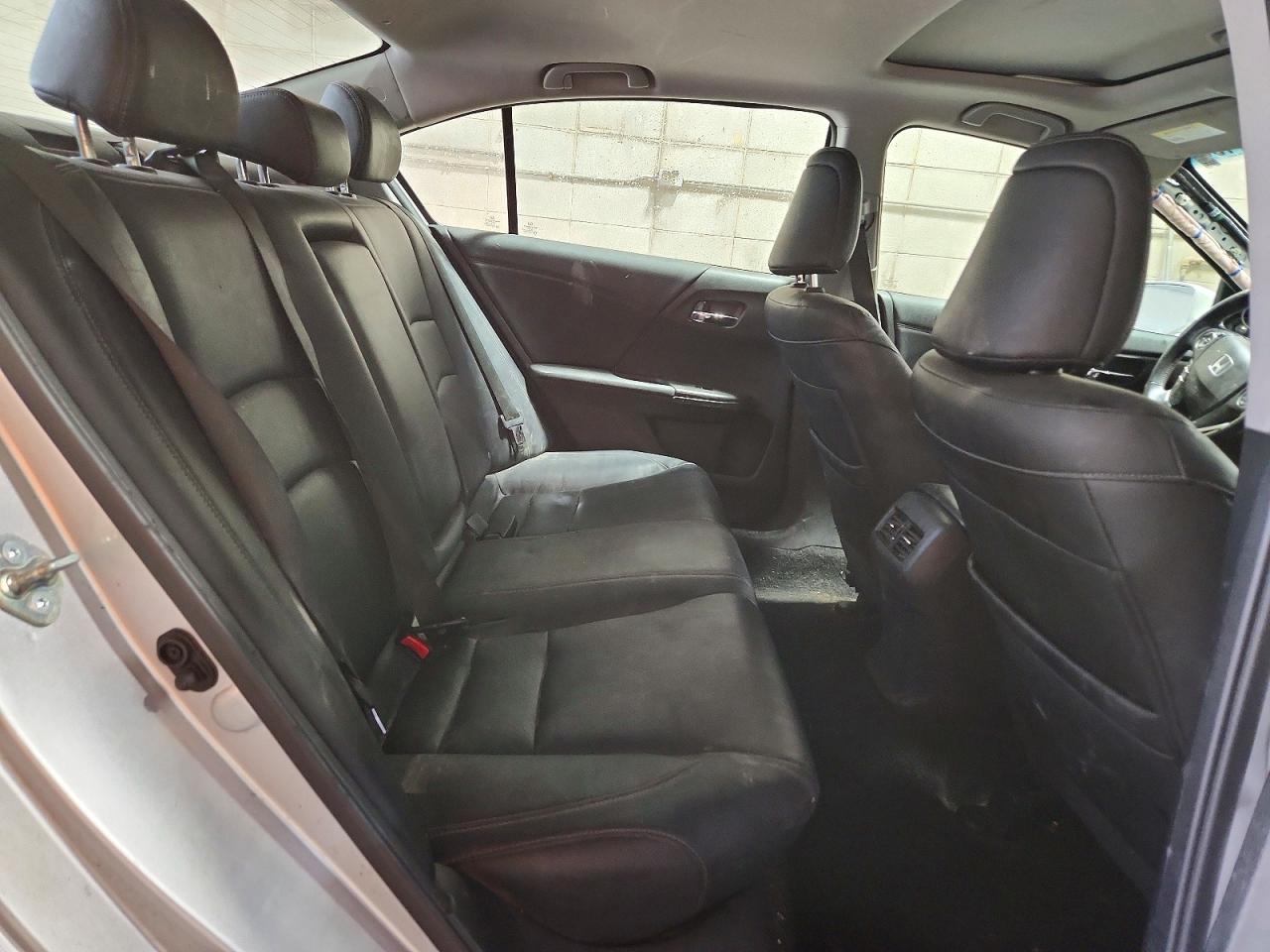 2015 HONDA ACCORD EXL photo 28