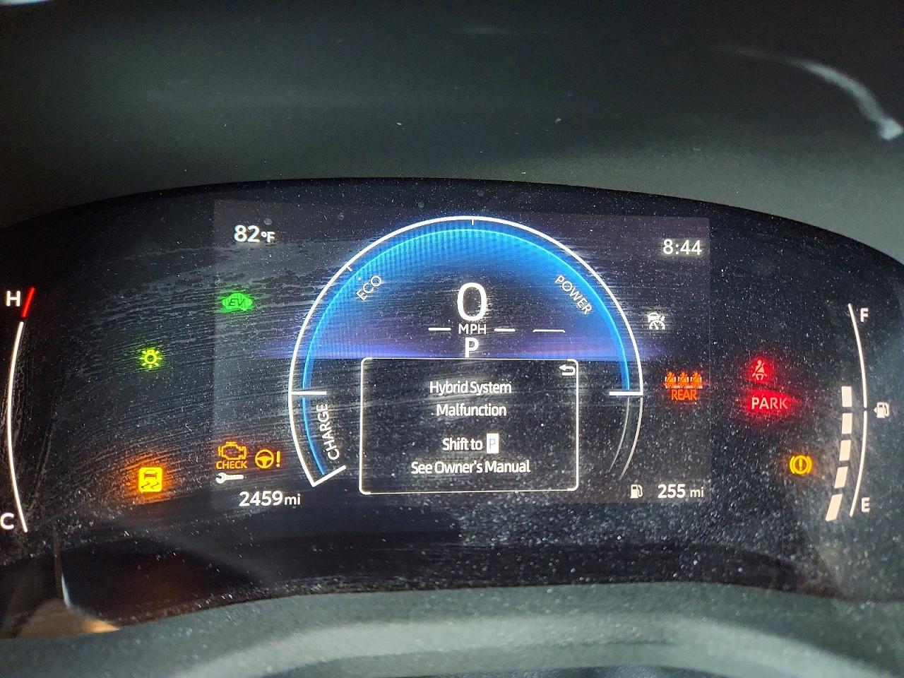 2025 TOYOTA CAMRY LE photo 17