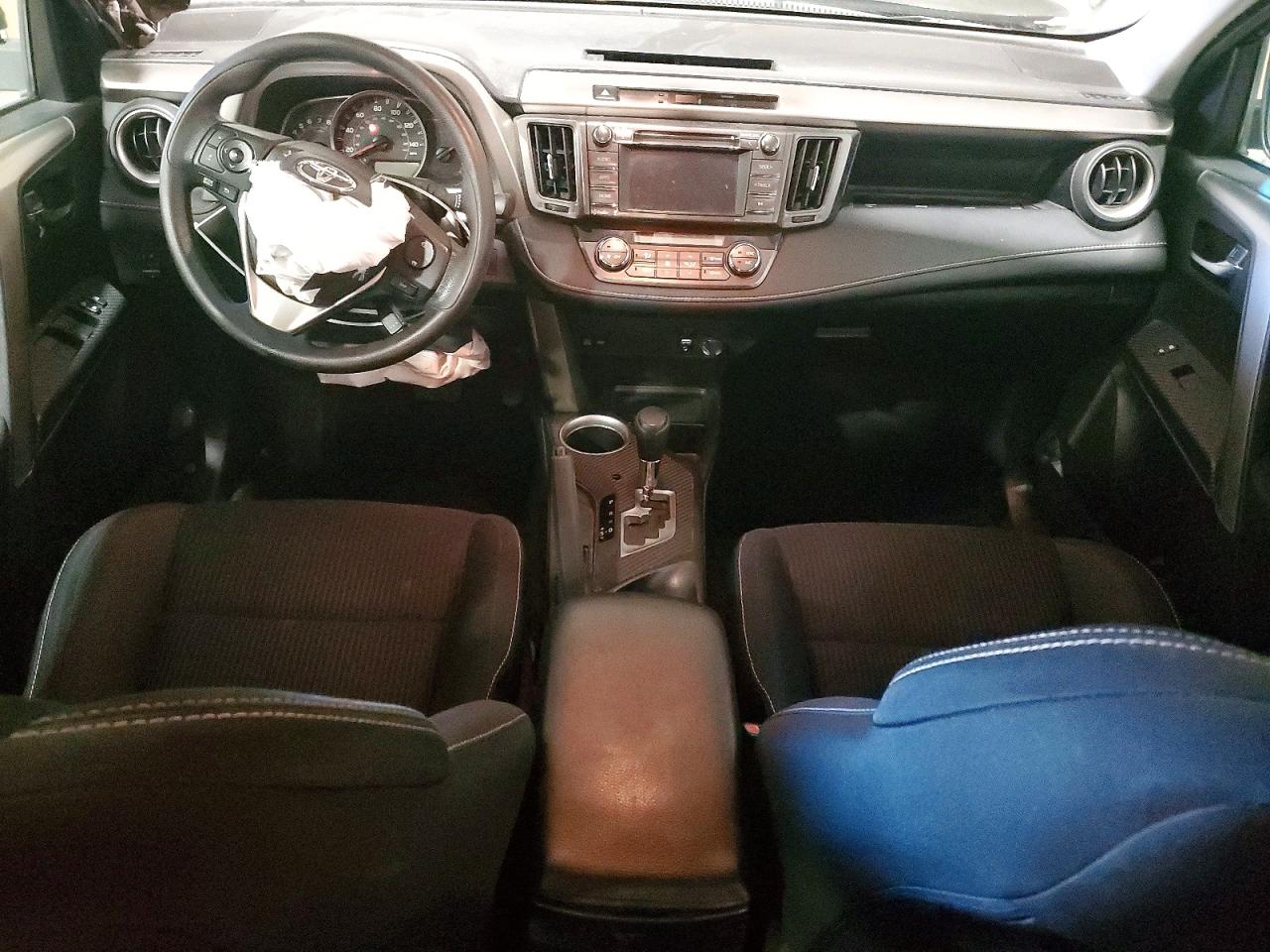 2014 TOYOTA RAV4 XLE photo 15