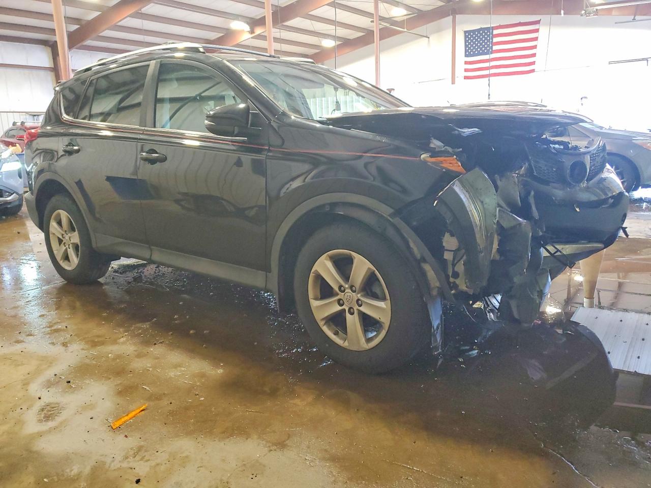 2014 TOYOTA RAV4 XLE photo 7