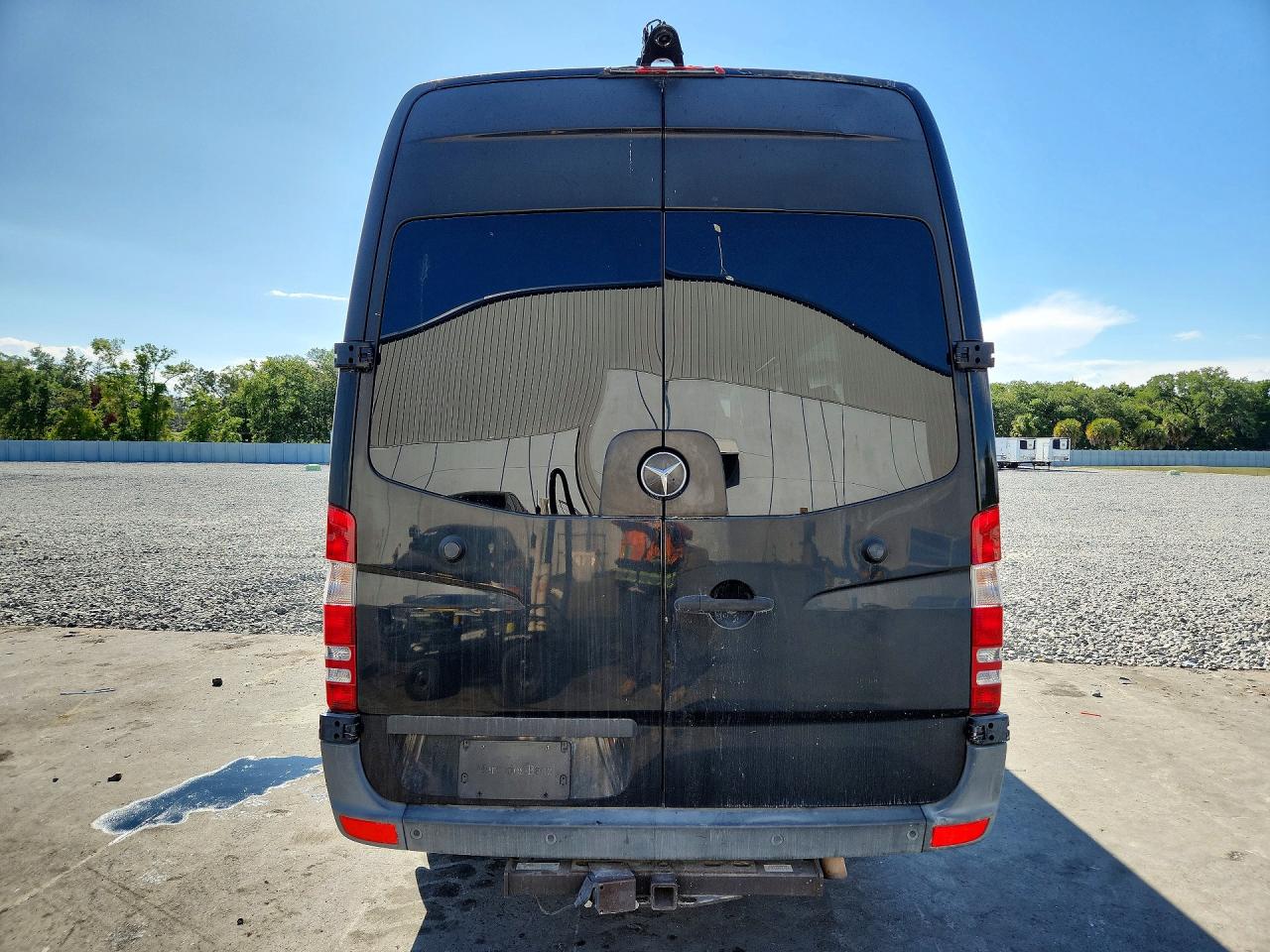 2017 MERCEDES-BENZ SPRINTER 2500 photo 16