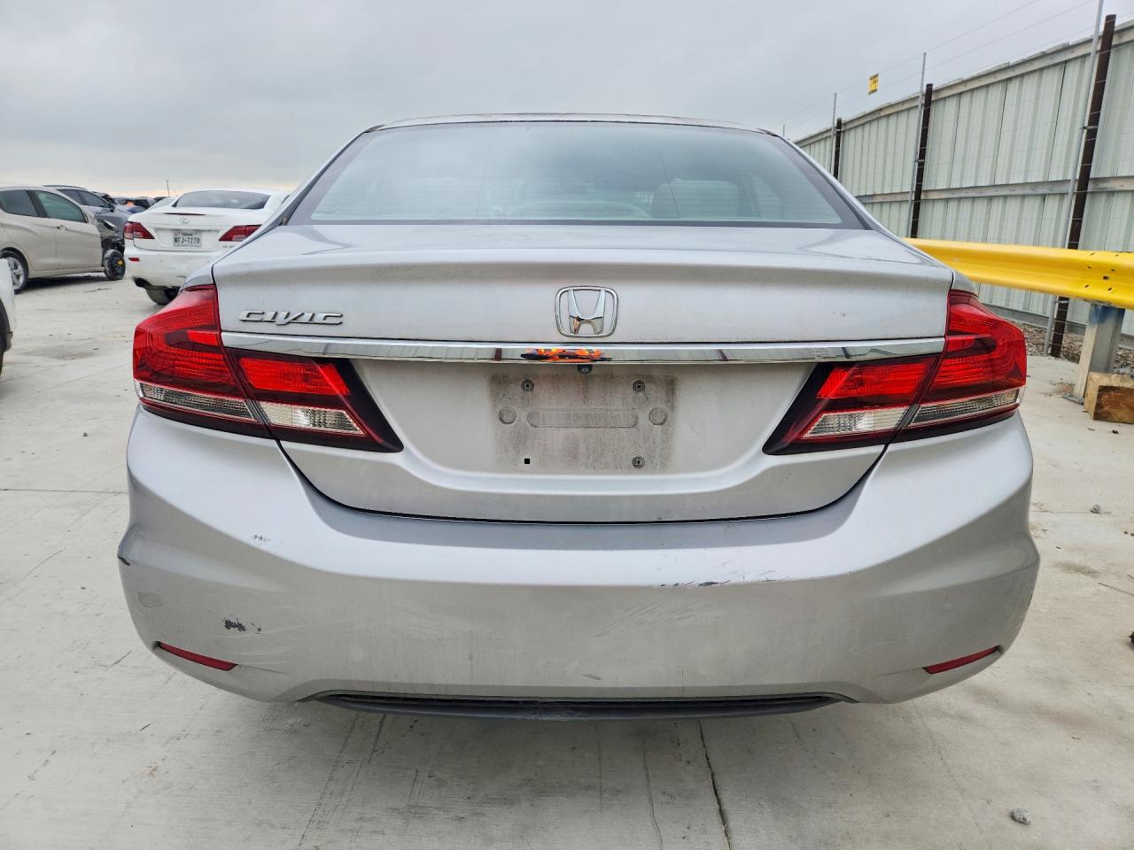 2015 HONDA CIVIC LX photo 11
