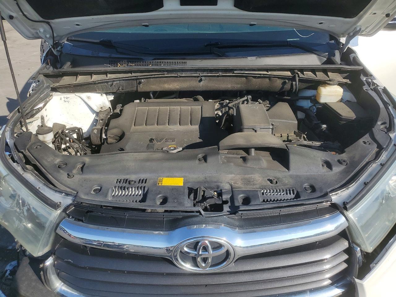 2016 TOYOTA HIGHLANDER LIMITED photo 34