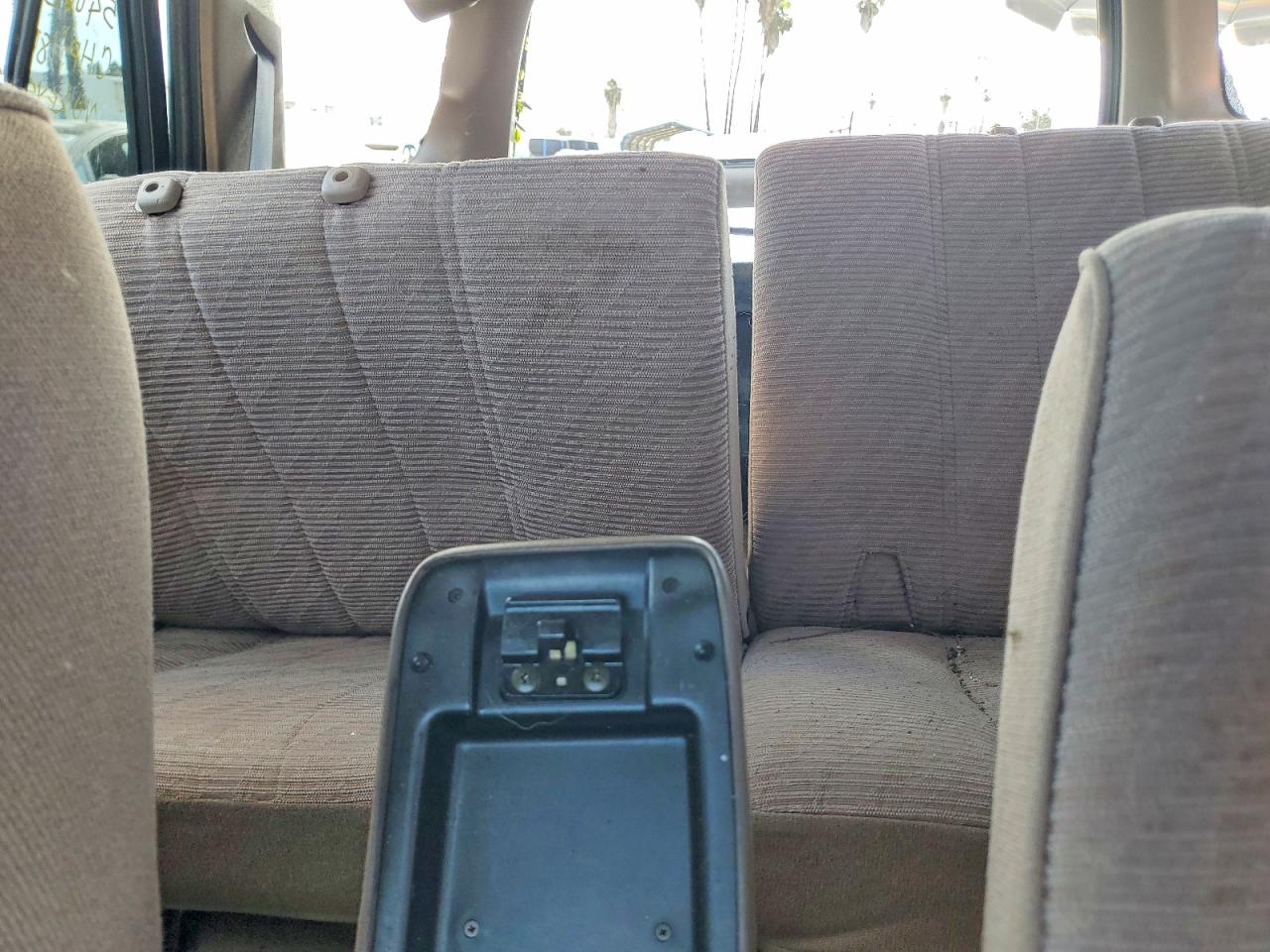 1997 TOYOTA 4RUNNER SR5 photo 10