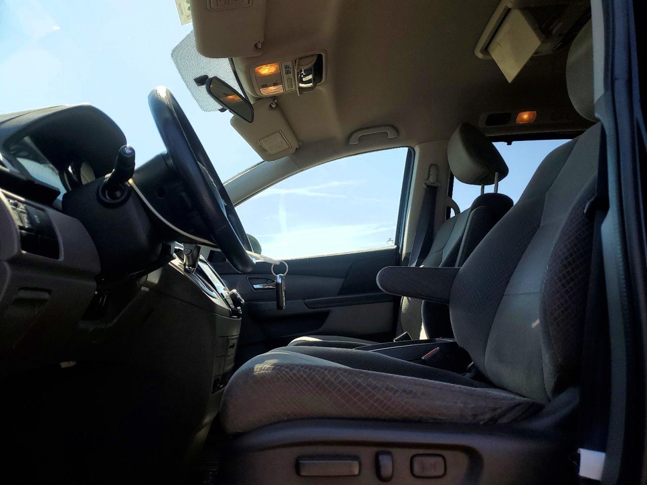 2016 HONDA ODYSSEY EX photo 13