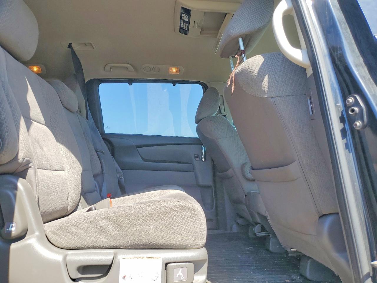 2016 HONDA ODYSSEY EX photo 21