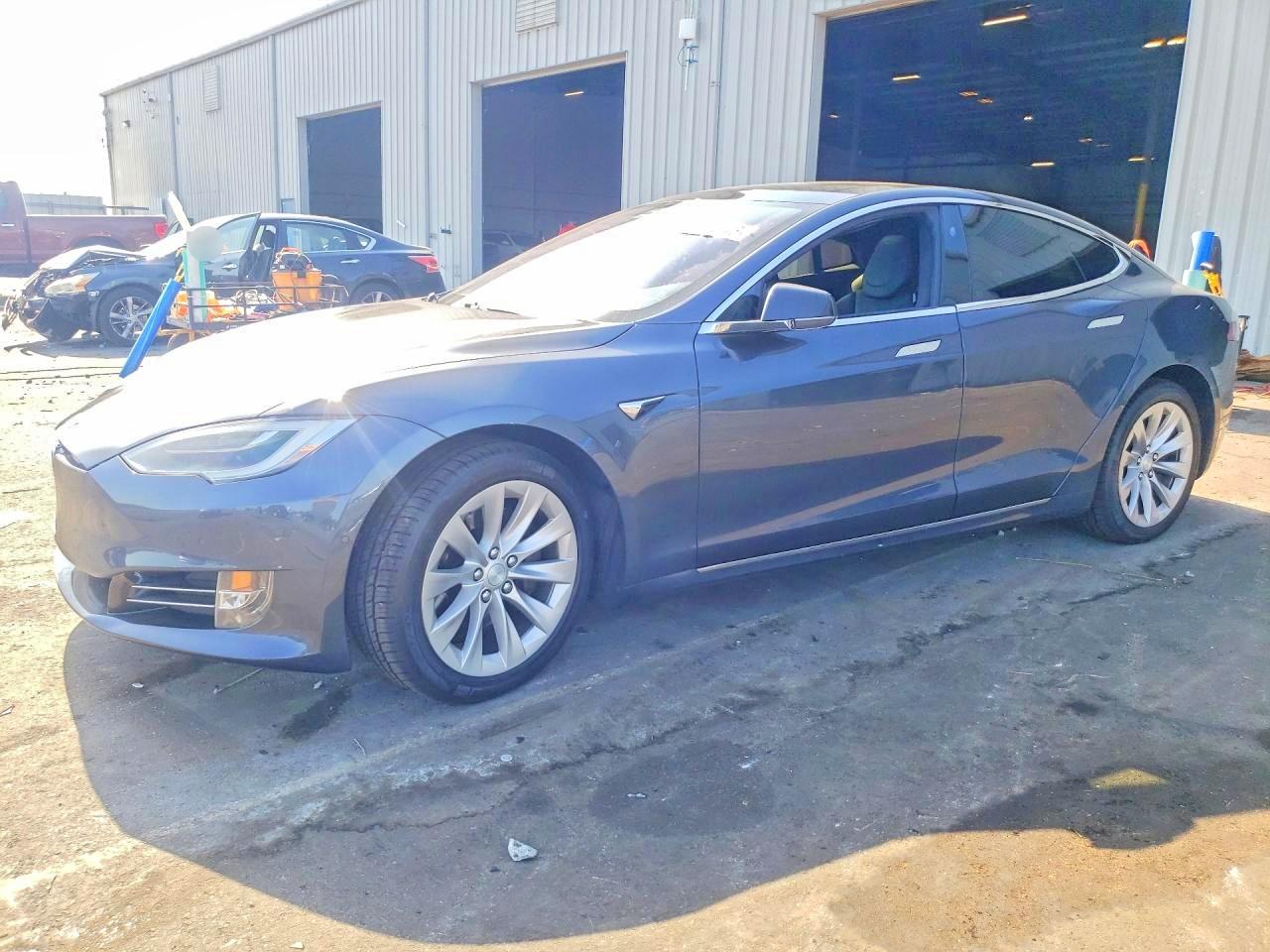 2018 TESLA MODEL S