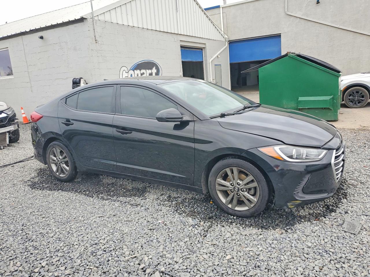 2017 HYUNDAI ELANTRA SE photo 4
