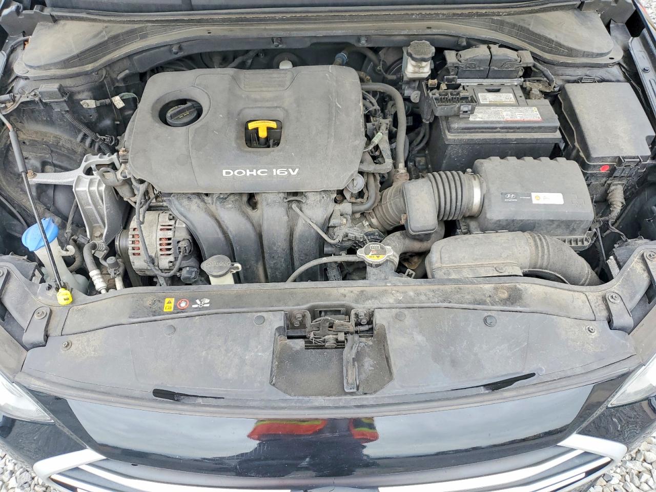 2017 HYUNDAI ELANTRA SE photo 11
