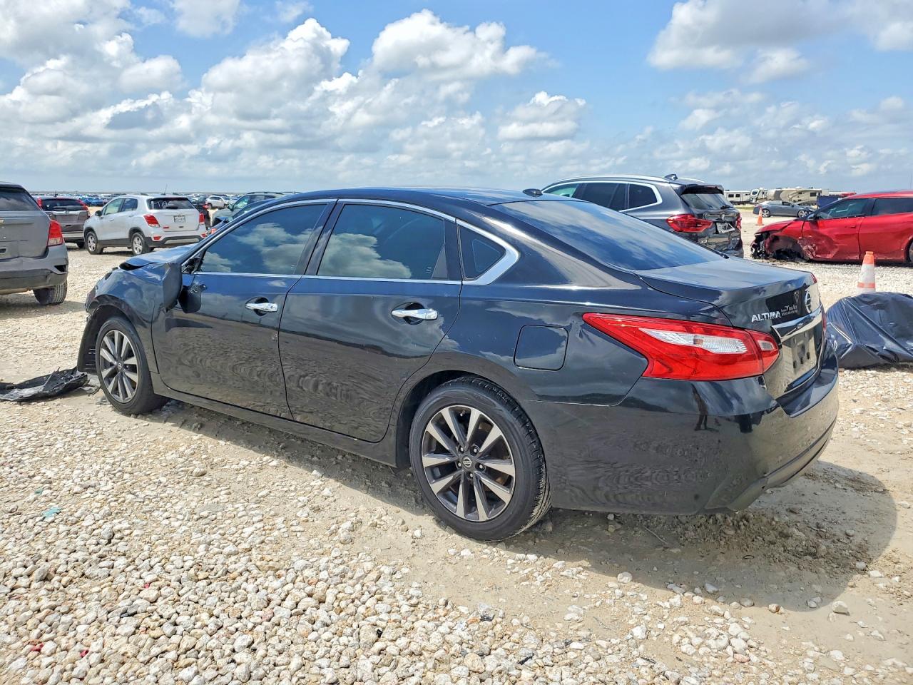 2017 NISSAN ALTIMA 2.5 SV photo 3