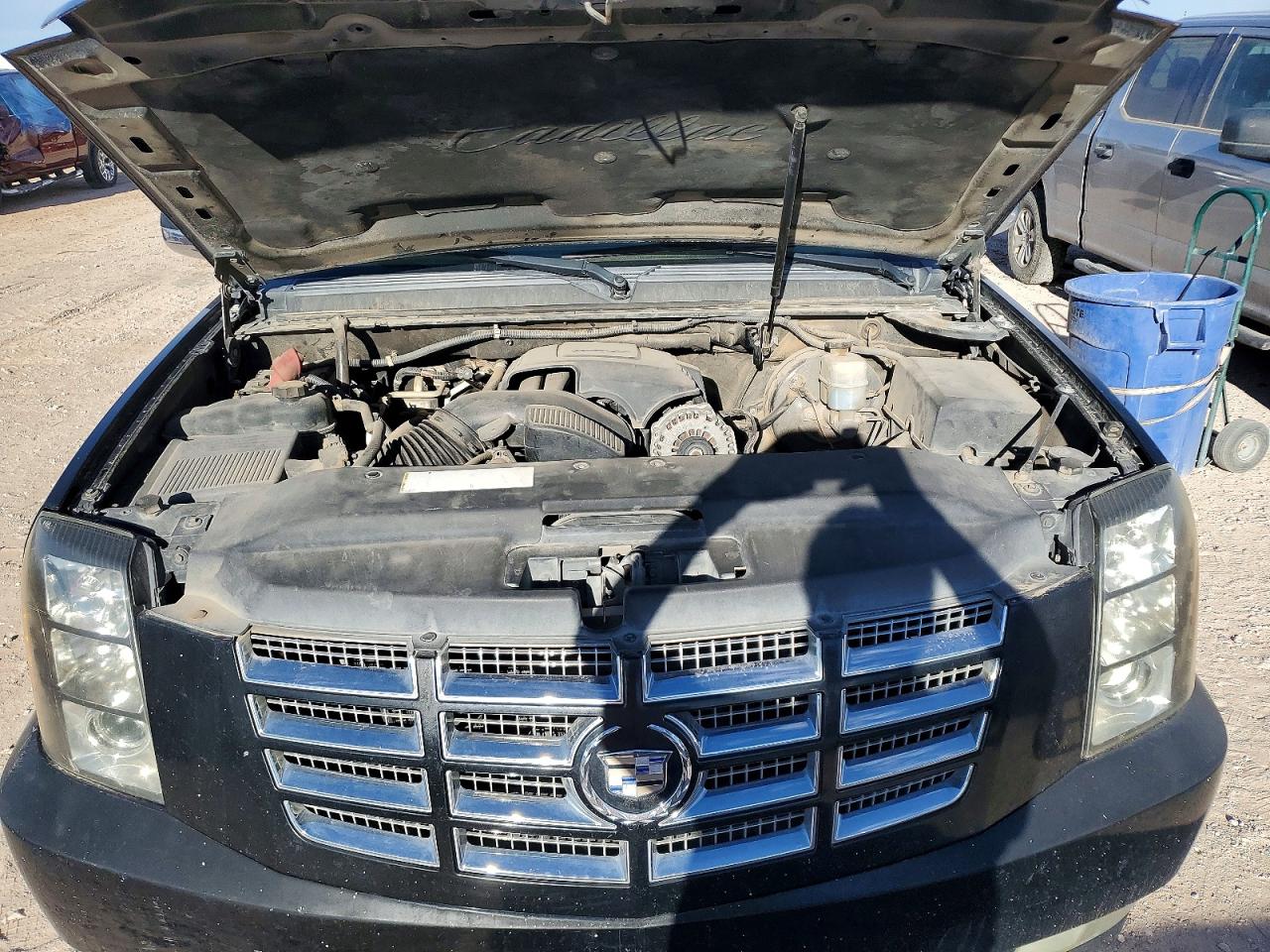 2011 CADILLAC ESCALADE ESV LUXURY photo 34