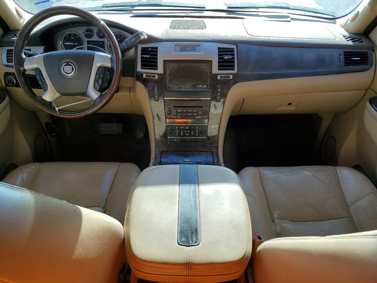2011 CADILLAC ESCALADE ESV LUXURY photo 22