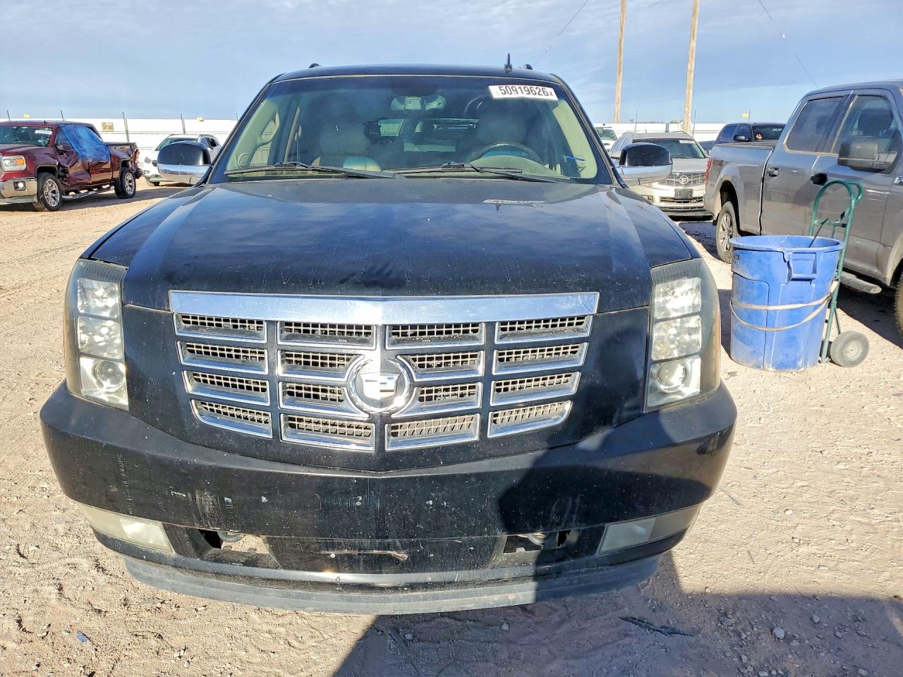 2011 CADILLAC ESCALADE ESV LUXURY photo 13