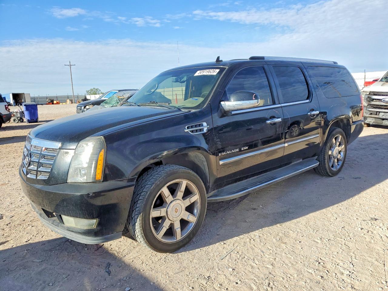2011 CADILLAC ESCALADE
