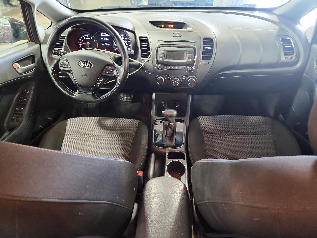 2017 KIA FORTE LX photo 22