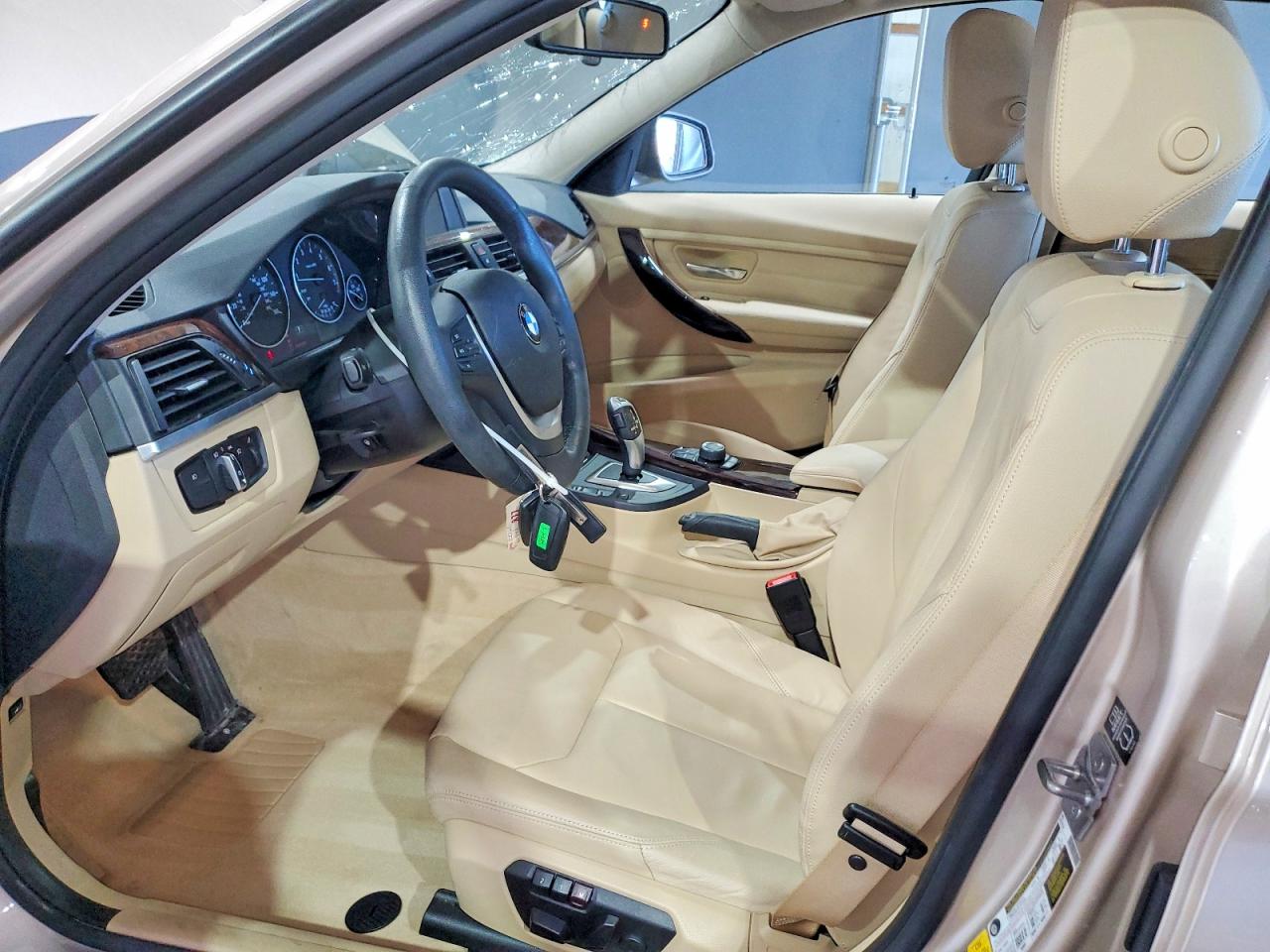 2014 BMW 335 XI photo 13