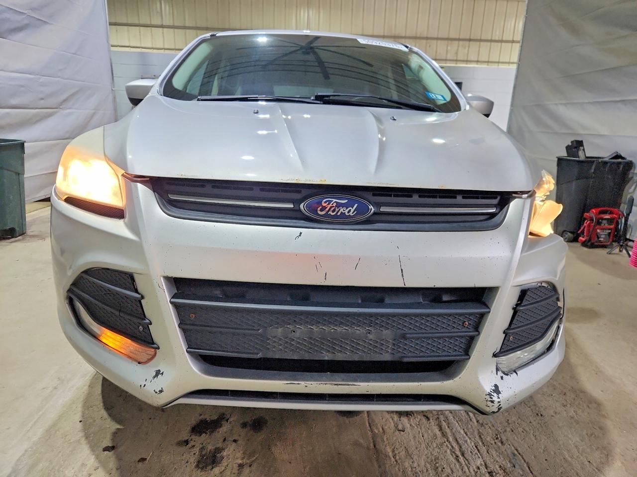 2016 FORD ESCAPE SE photo 9