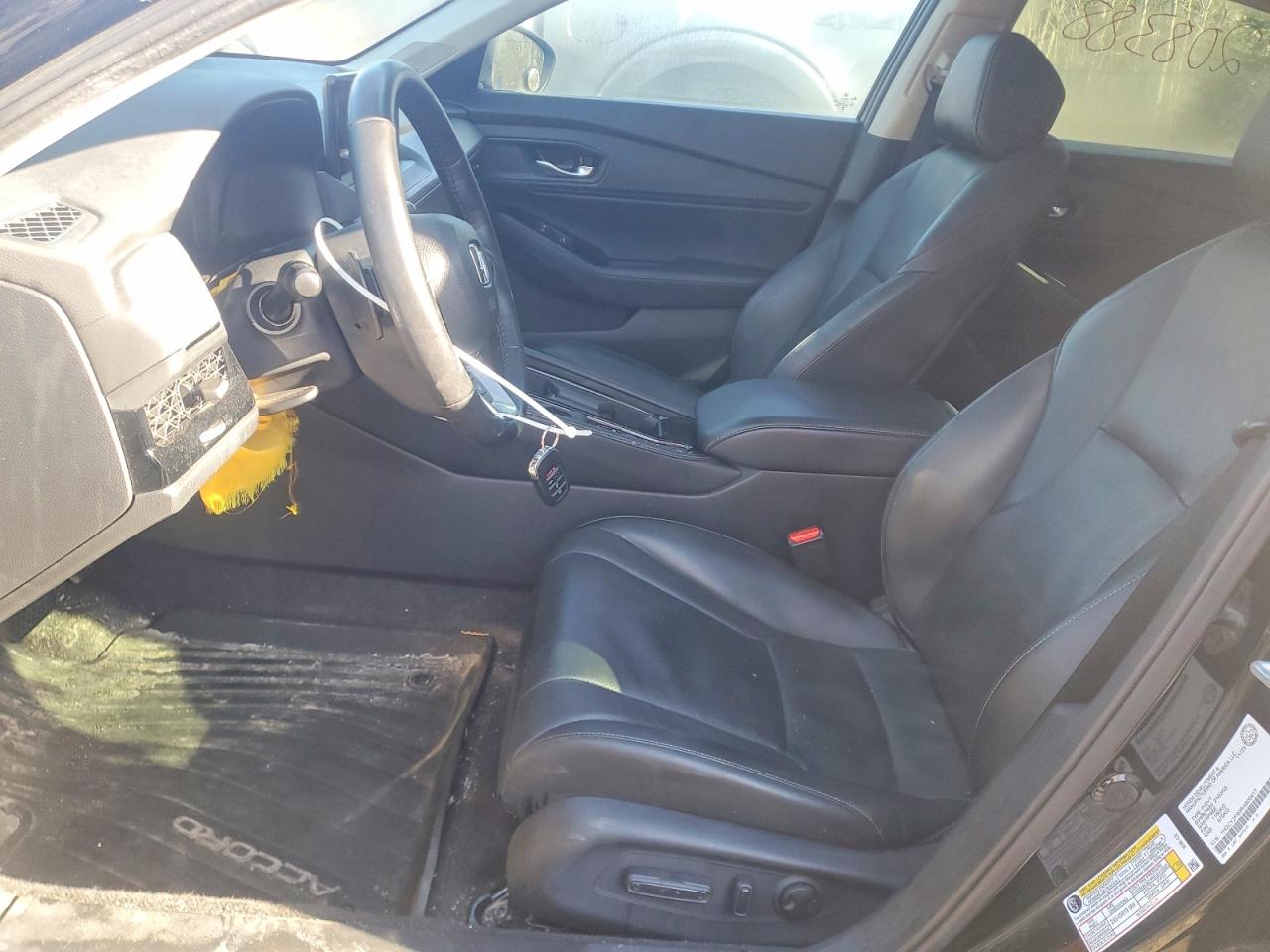 2024 HONDA ACCORD TOURING HYBRID photo 19