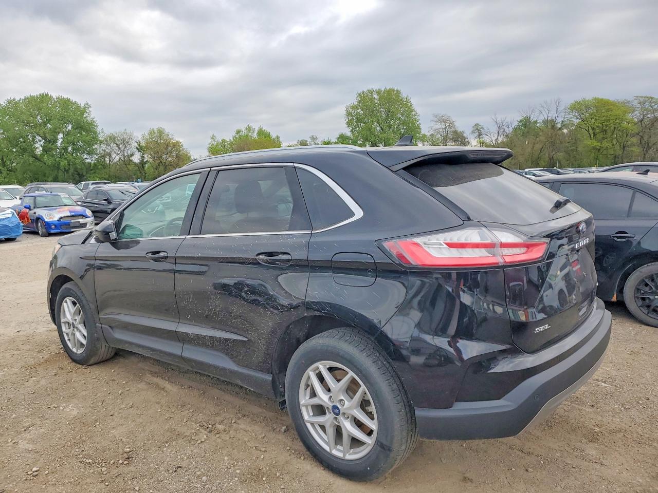 2021 FORD EDGE SEL photo 2