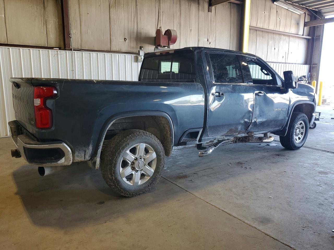 2020 CHEVROLET SILVERADO K3500 LTZ photo 3