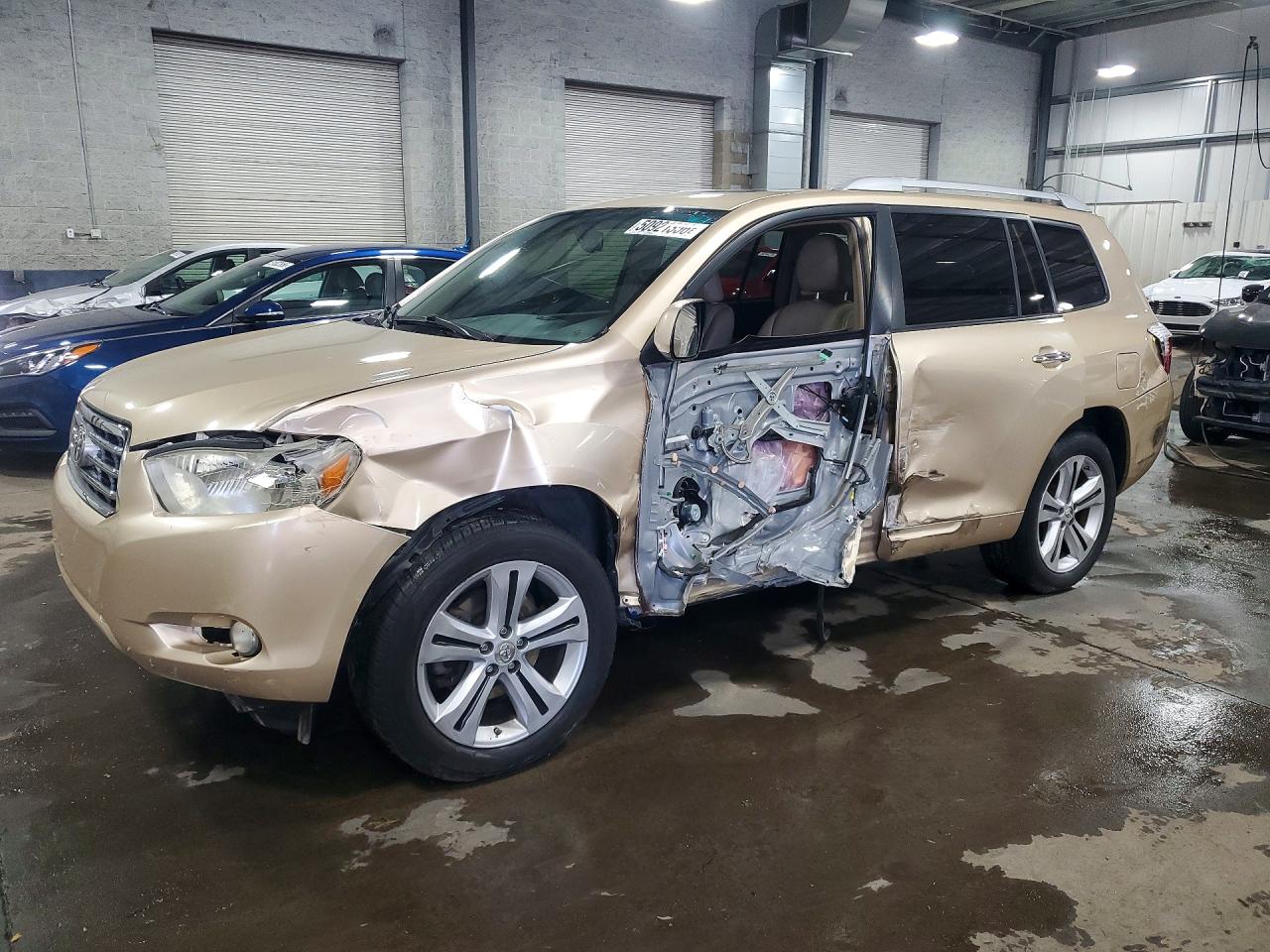 2009 TOYOTA HIGHLANDER