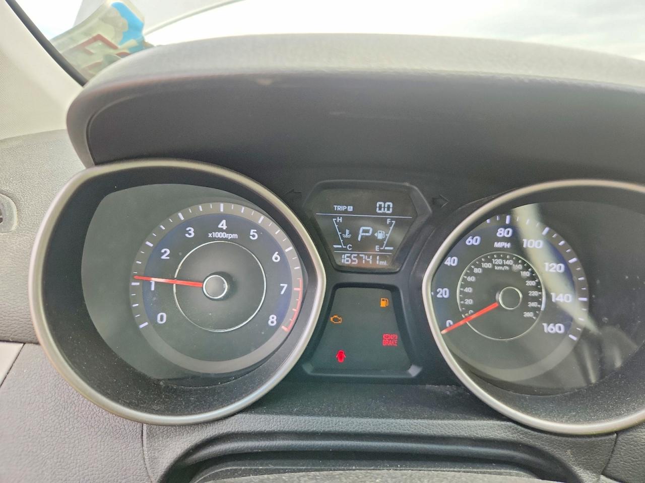 2015 HYUNDAI ELANTRA SE photo 9
