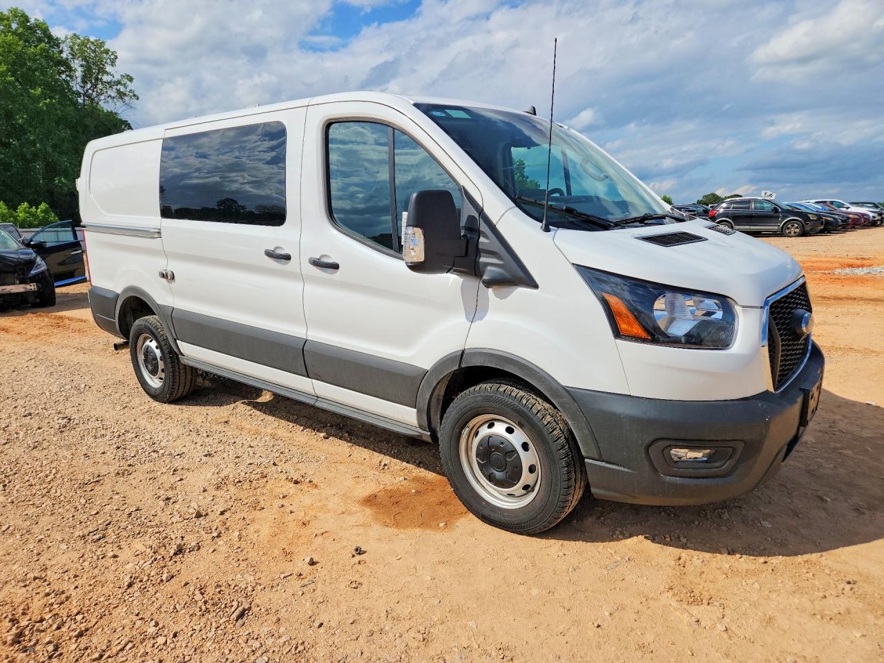 2025 FORD TRANSIT T-250 photo 7