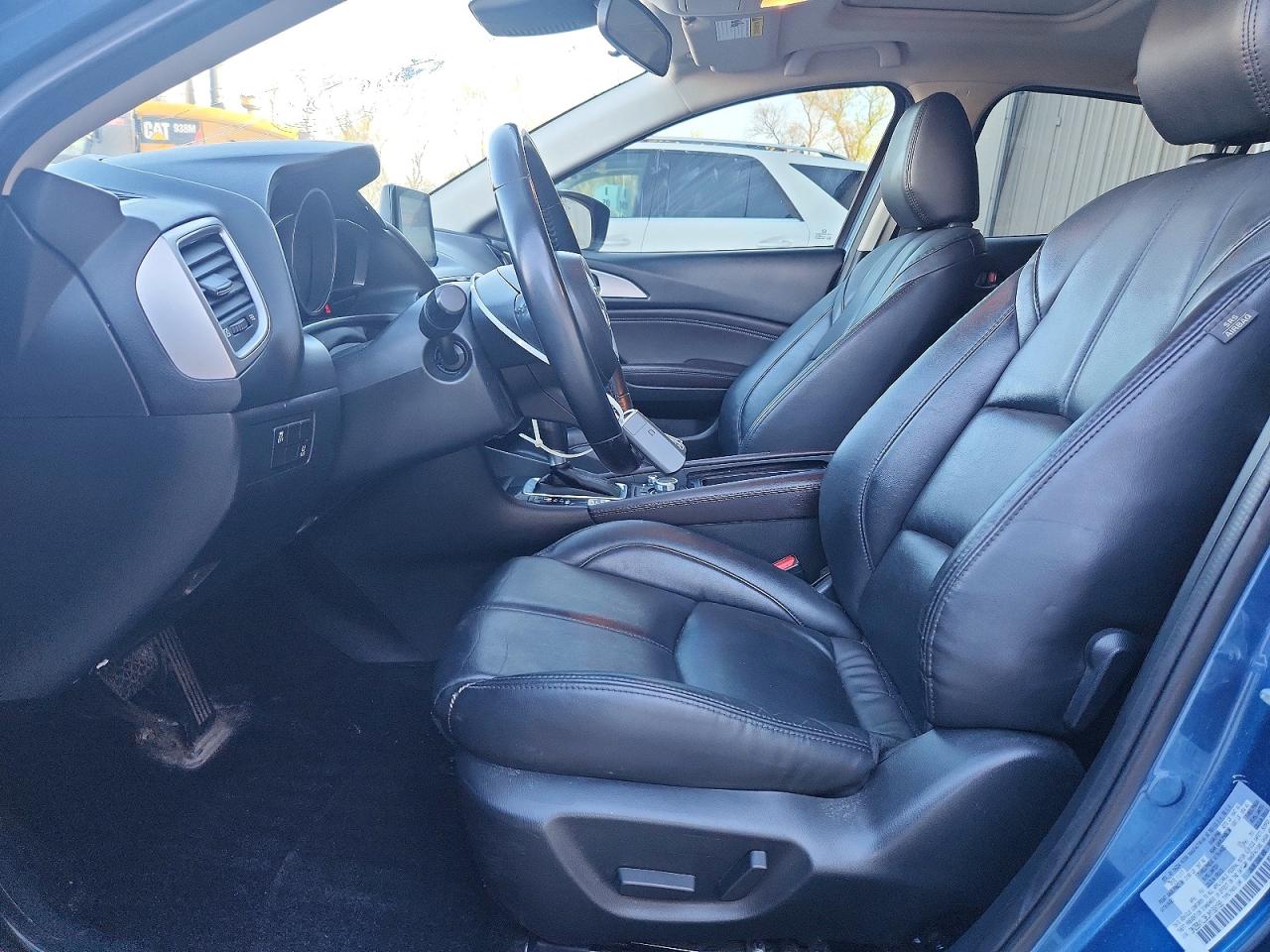 2018 MAZDA 3 TOURING photo 19